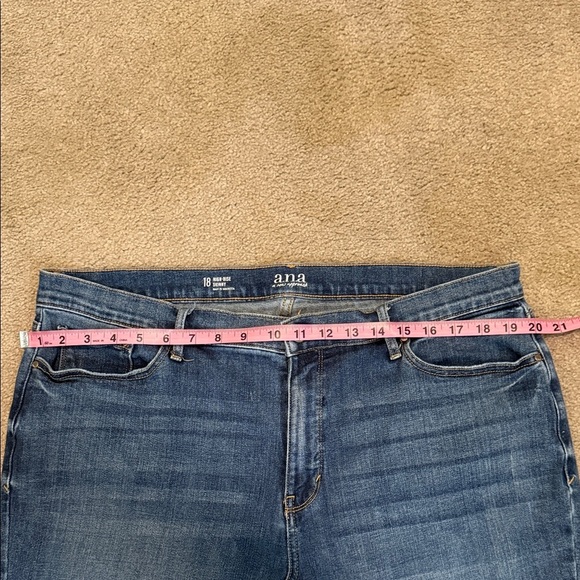 a.n.a Medium Blue Cropped Jeans with Distressed Hem - Picture 6 of 9